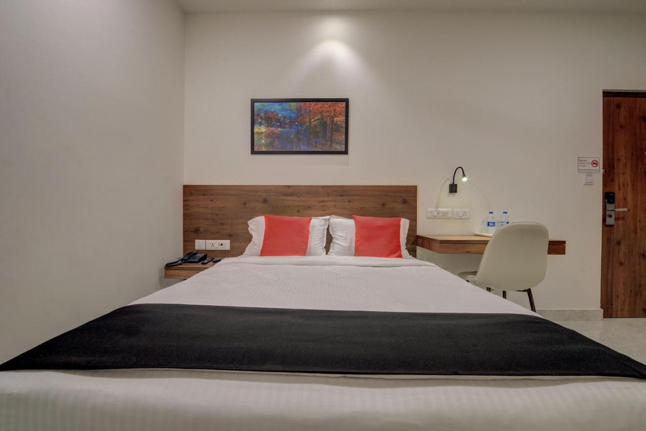 Arunaa Inn Airport Hotel,เชนไน ภายนอก รูปภาพ
