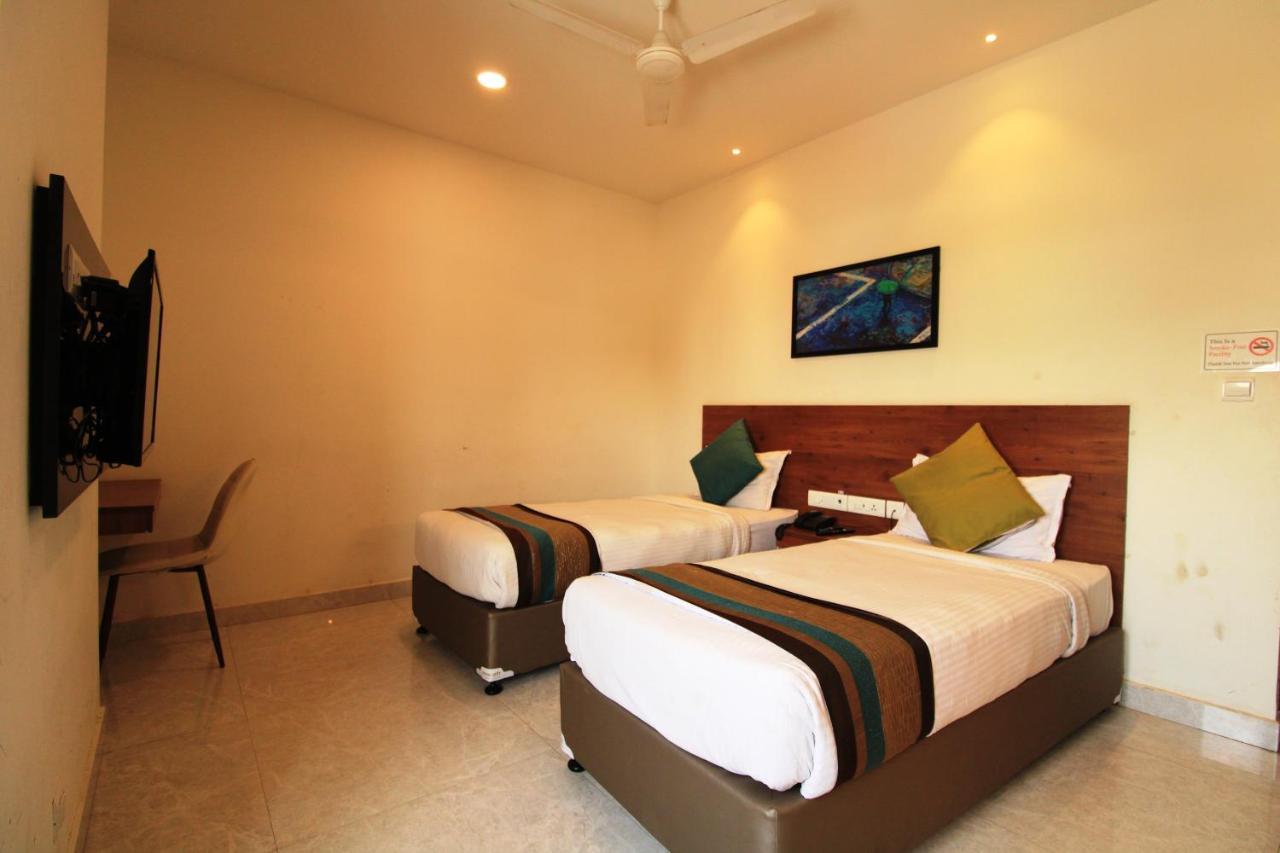 Arunaa Inn Airport Hotel,เชนไน ภายนอก รูปภาพ